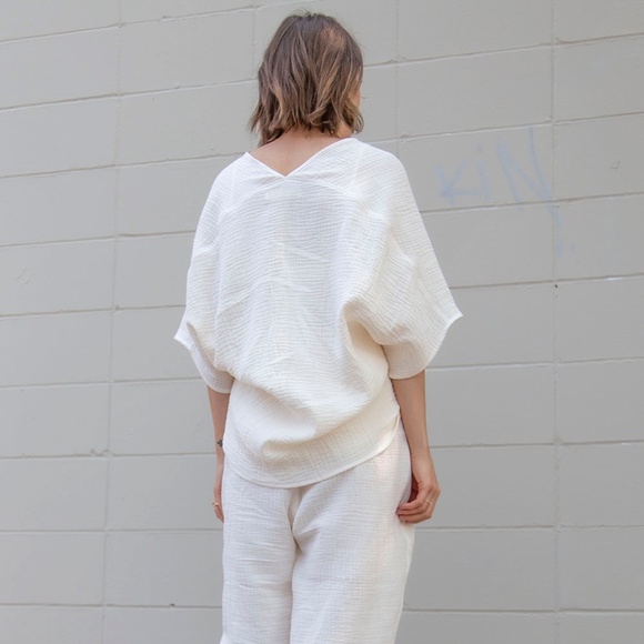 Hackwith Design House White Deep V Neck Tunic Top 100% Cotton Size 26 28 - Picture 5 of 7